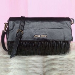 Miu Miu Pressed Matelasse Nappa leather Shoulder Bag RP0350 Black